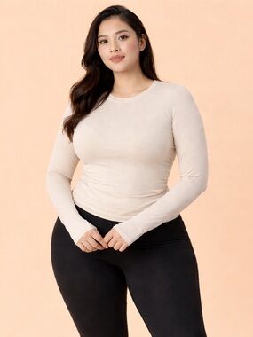 Blogilates Women's Twisty Long Sleeve Top Cream Size 1X